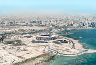 Vue aérienne d'un stade en construction au Qatar.